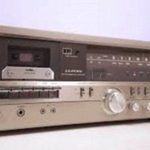 LLOYDS VINTAGE 1978 STEREO RECEIVER CASSETTE DECK AM FM TUNER     code n…